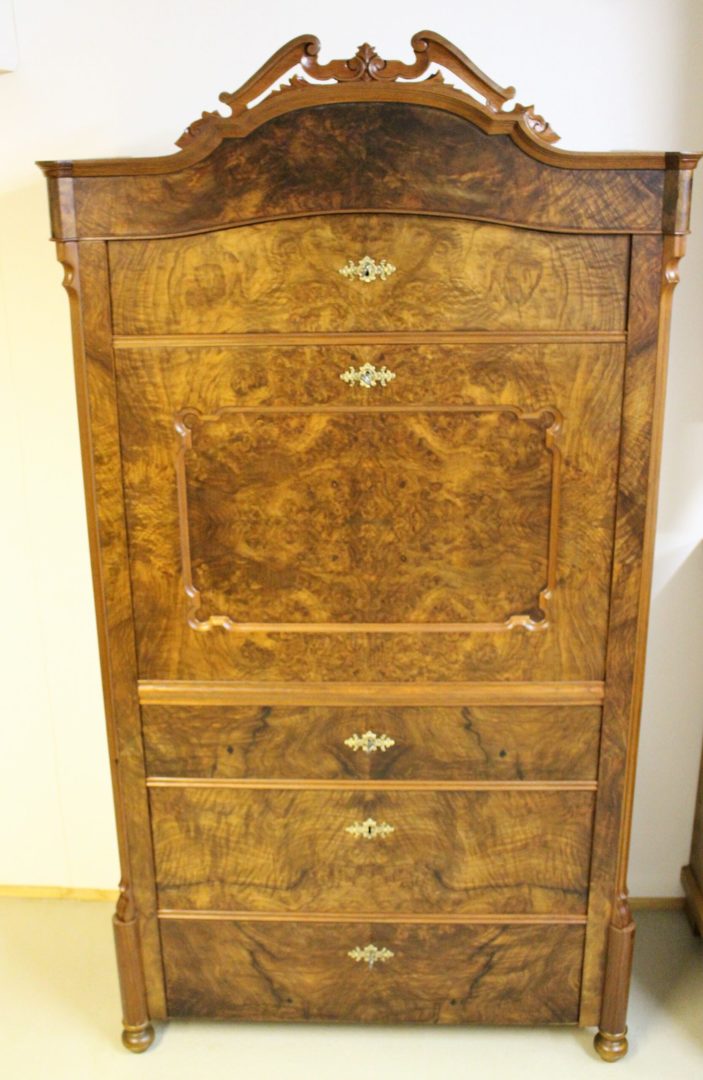 Sekretär Louis Philippe Nussbaum