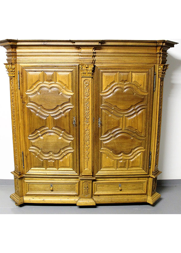 Lothringer Schrank Eiche um 1800