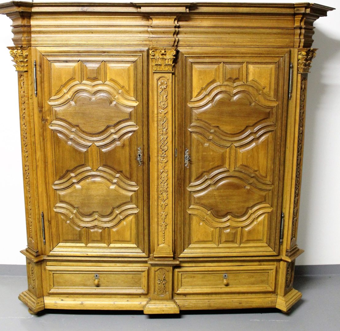 Lothringer Schrank Eiche um 1800