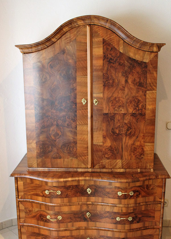 Barock Aufsatzkommode Nussbaum um 1800