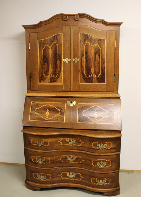 Eiche Barock Sekretär mit Intarsien um 1800