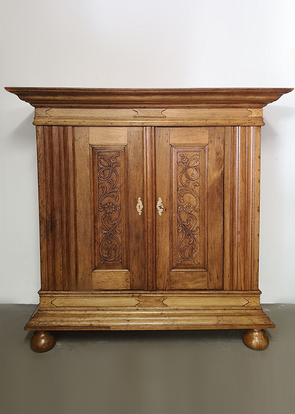 Barock Schrank Eiche Vogelsberger Schrank Oberhessen um 1770