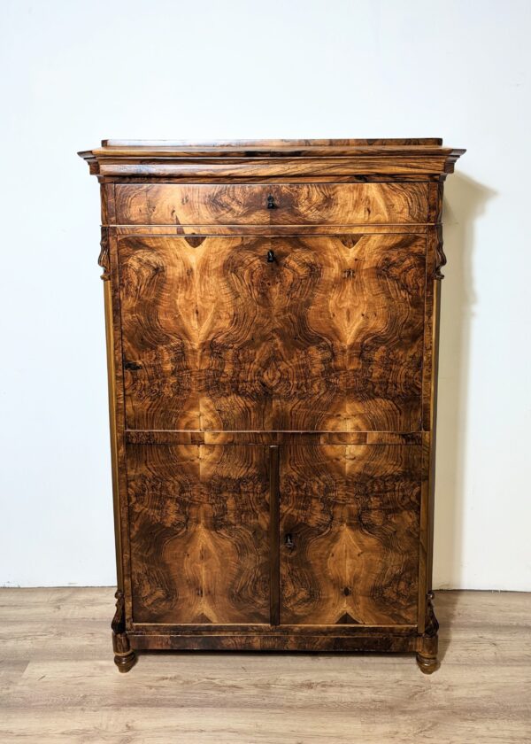 Biedermeier Nussbaum Sekretär