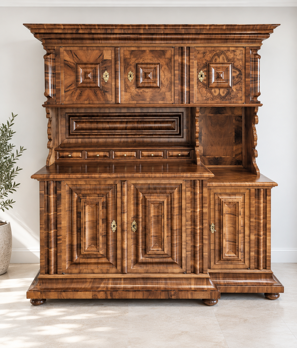 Nussbaum Buffet / Wellenschrank Zürich