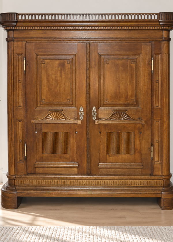 Louis Seize Schrank abgerundet Eiche um 1770