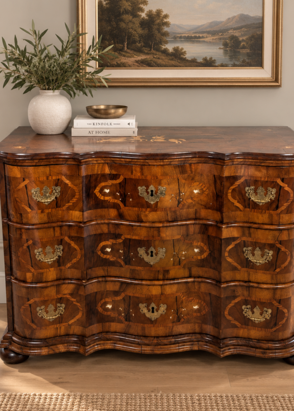 Barock Kommode Nussbaum Braunschweig um 1750