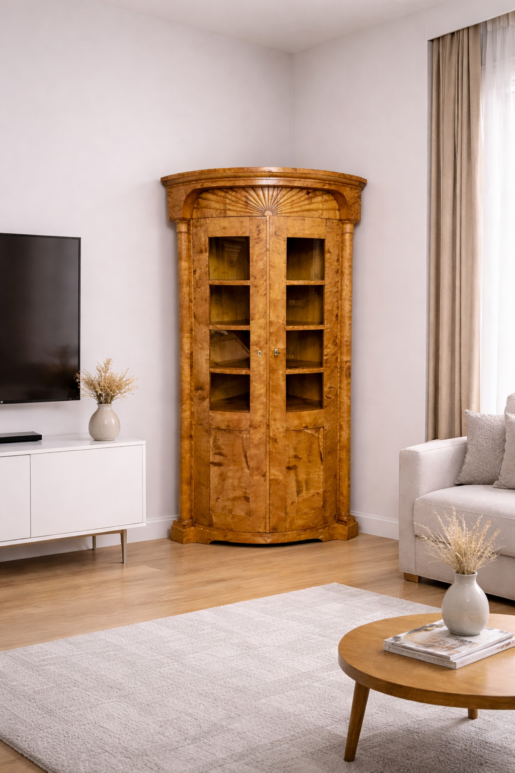 Biedermeier Eckschrank / Eckvitrine um 1820 Birke