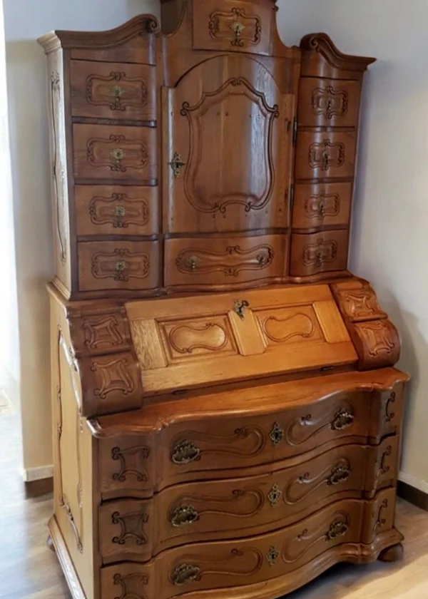 Tabernakelsekretär aus Eiche mit Geheimfächern