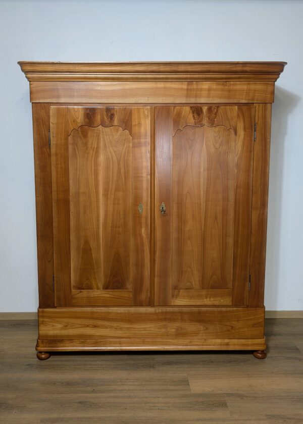 Biedermeier Kirschbaum Schrank