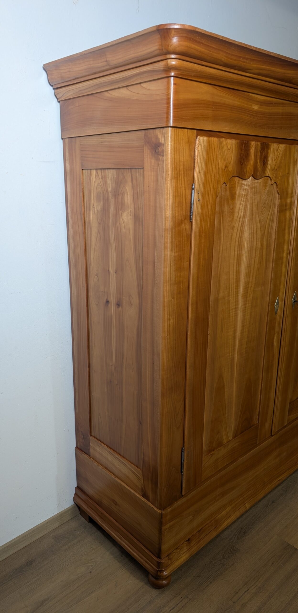 Biedermeier Kirschbaum Schrank – Bild 4